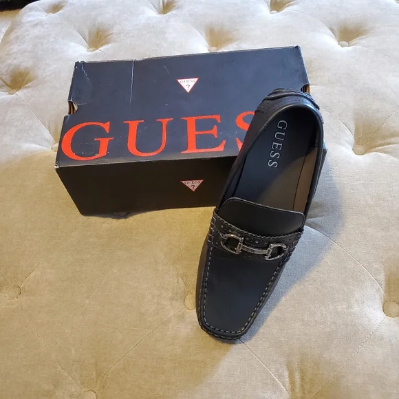 Guess slipon hotsell